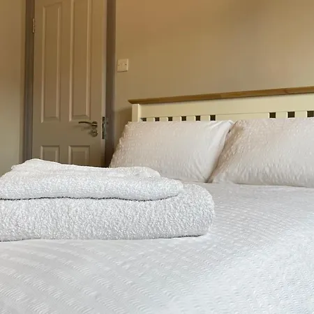 Spacious Double Room With Private Bathroom In Quiet Area Only 20 Min To Central London Streatham Vale Exterior photo